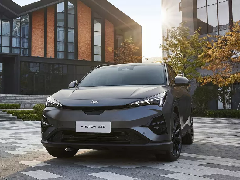 BAIC-ArcFox_Alpha_T5-2024-1600-08