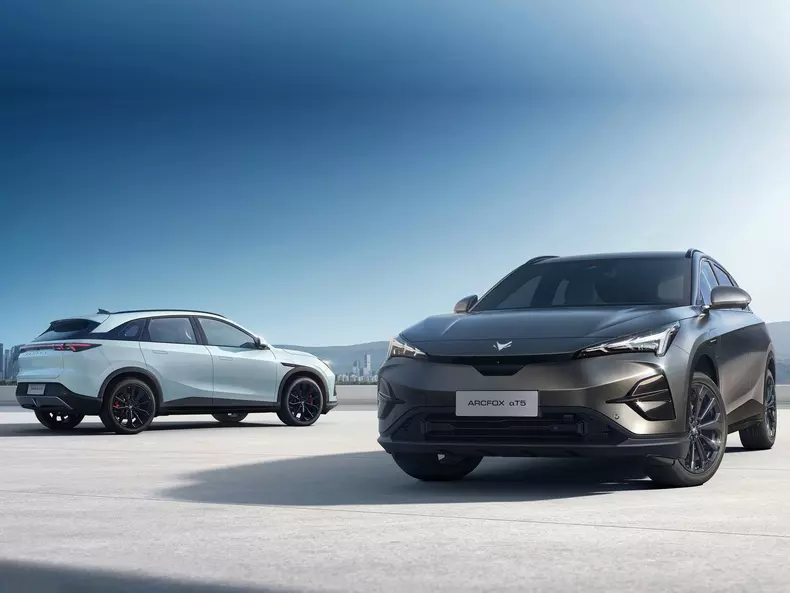 BAIC-ArcFox_Alpha_T5-2024-1600-10