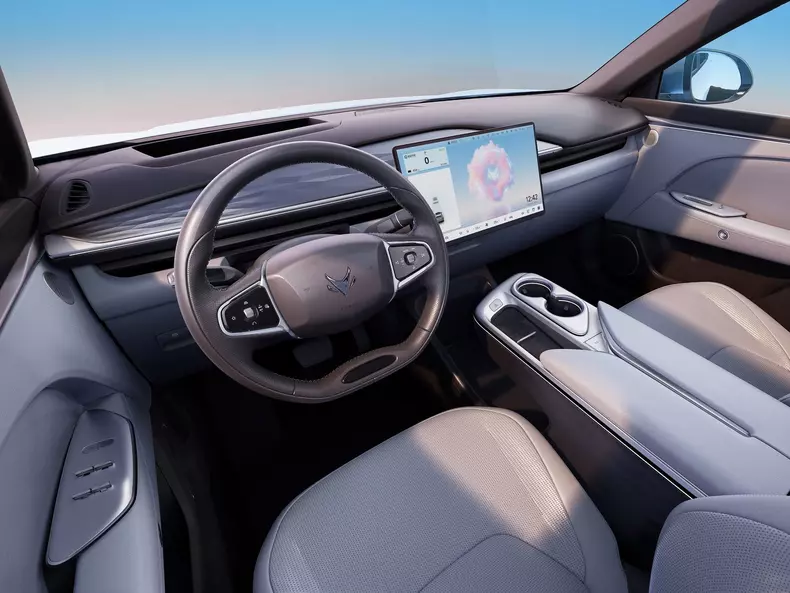 BAIC-ArcFox_Alpha_T5-2024-1600-13