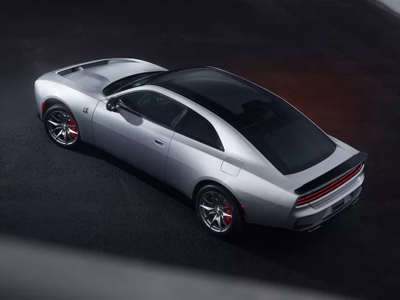 Dodge-Charger_Daytona-2024-1600-16