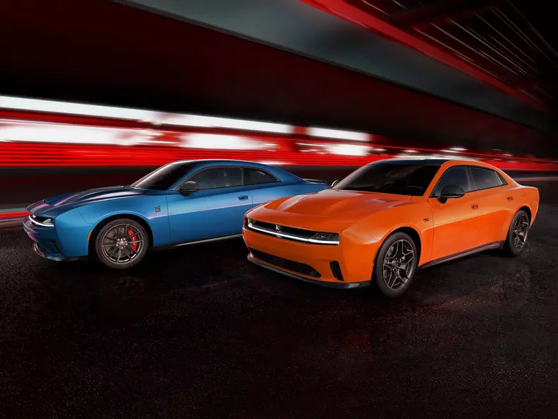 Dodge-Charger_Daytona-2024-1600-23