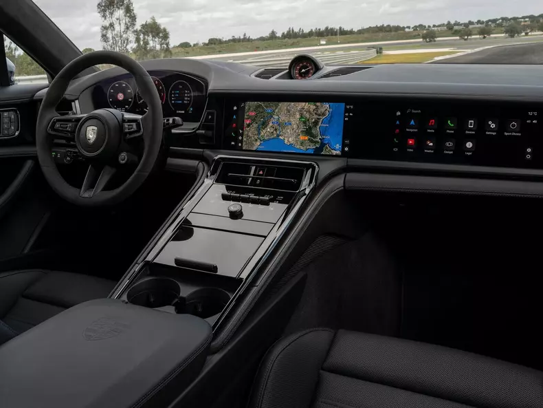 Porsche-Panamera_Turbo_E-Hybrid-2024-1600-3c