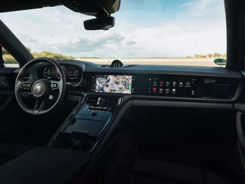 Porsche-Panamera_Turbo_E-Hybrid-2024-1600-3d