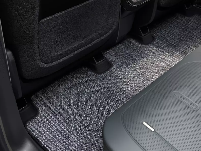 Rivian-R2-2027-1600-09