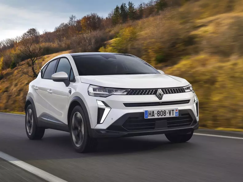 Renault-Captur-2025-1600-08