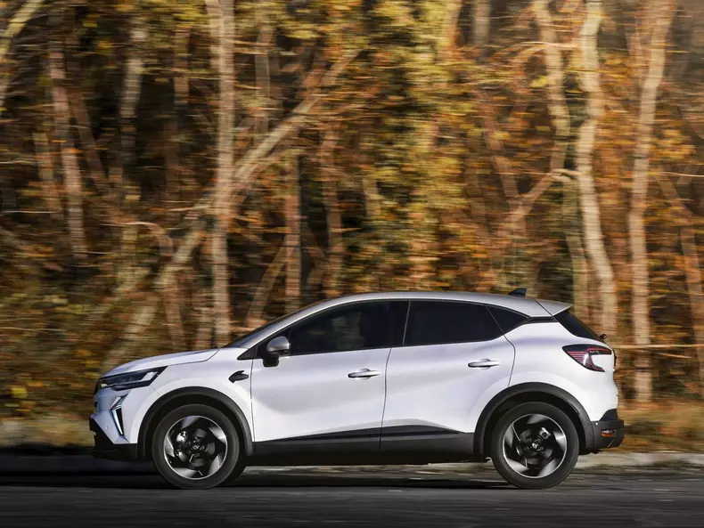 Renault-Captur-2025-1600-0f