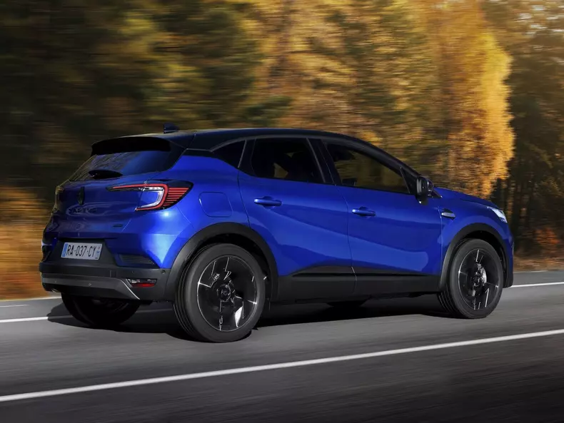 Renault-Captur-2025-1600-16