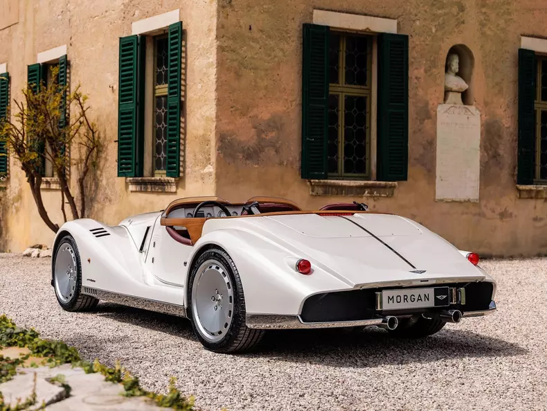 Morgan-Midsummer-2024-1600-0f