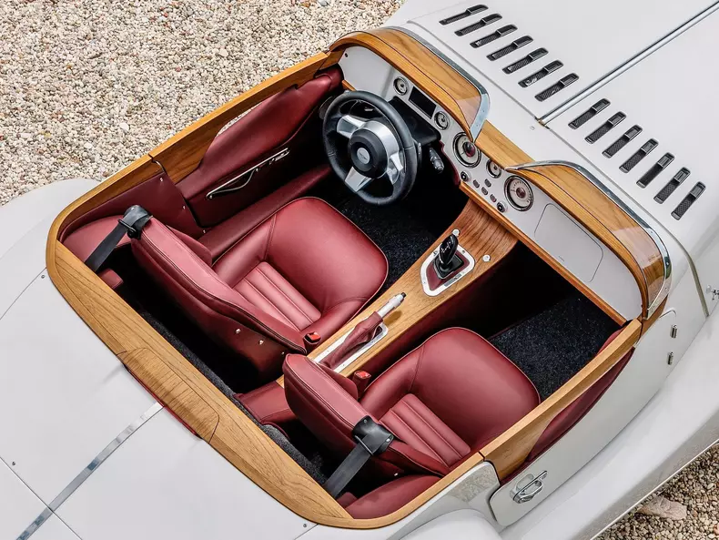 Morgan-Midsummer-2024-1600-2e