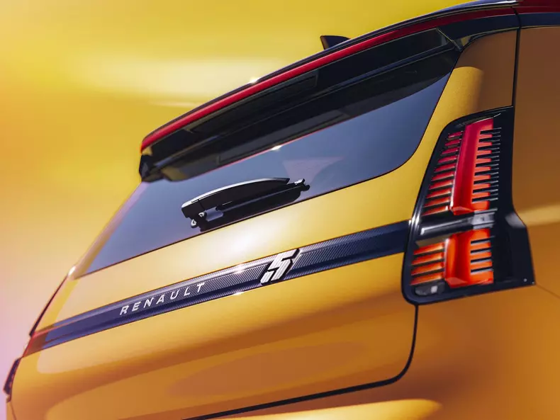Renault-5_E-Tech-2025-1600-25