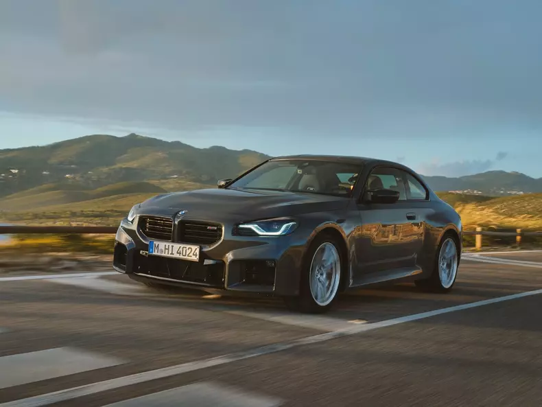 BMW-M2-2025-1600-0f