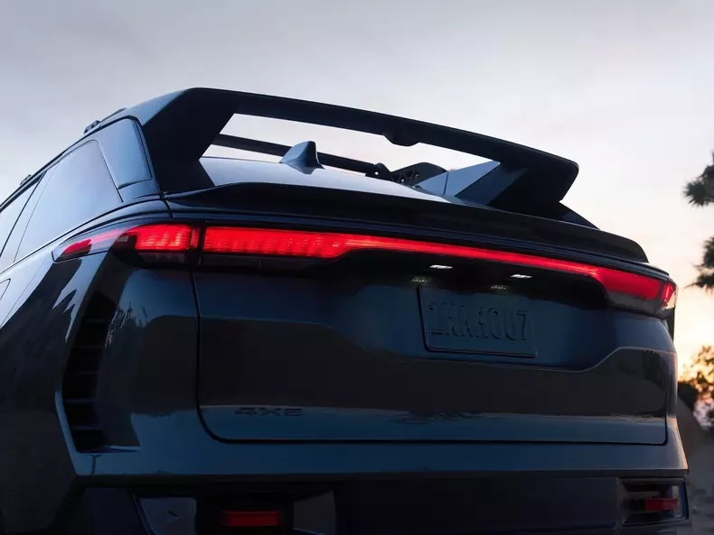 Jeep-Wagoneer_S_Trailhawk_Concept-2024-1600-09