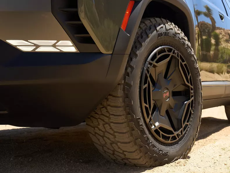 Jeep-Wagoneer_S_Trailhawk_Concept-2024-1600-0a