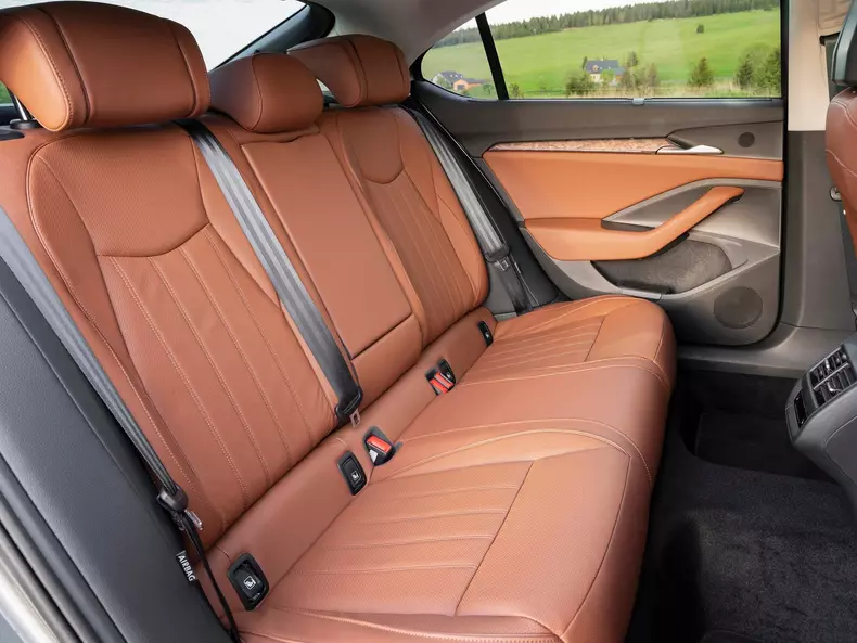 Skoda-Superb-2024-1600-5c