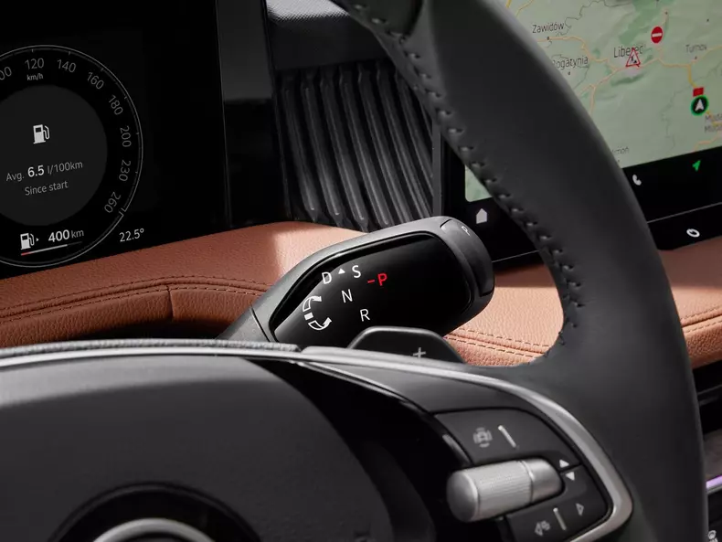 Skoda-Superb-2024-1600-5d