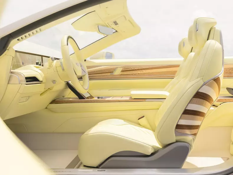 Cadillac-Sollei_Concept-2024-1600-08