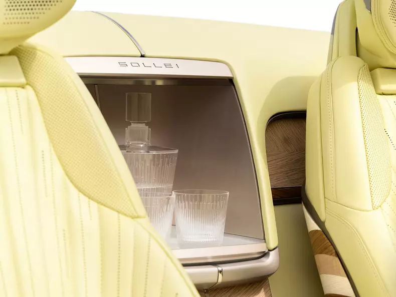 Cadillac-Sollei_Concept-2024-1600-0c