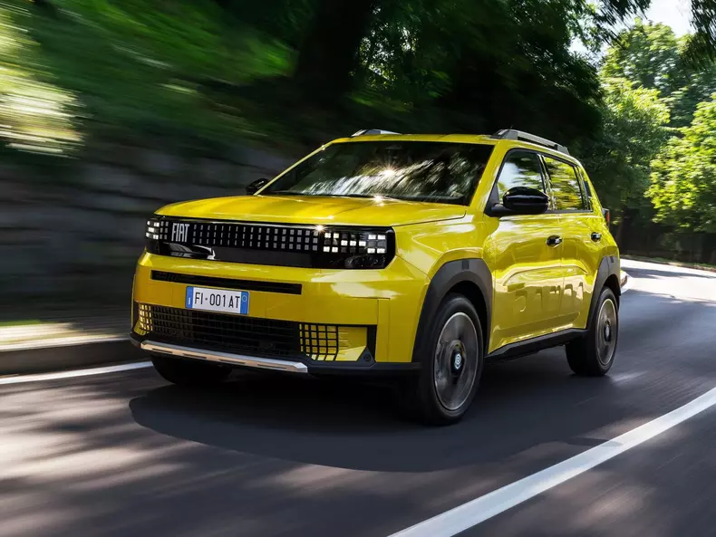 Fiat-Grande_Panda-2025-1600-0c