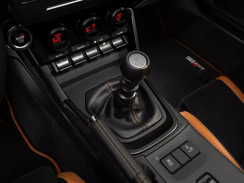 Toyota-GR86_Hakone_Edition-2025-1600-0b