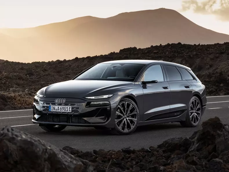 Audi-A6_Avant_e-tron-2025-1600-05