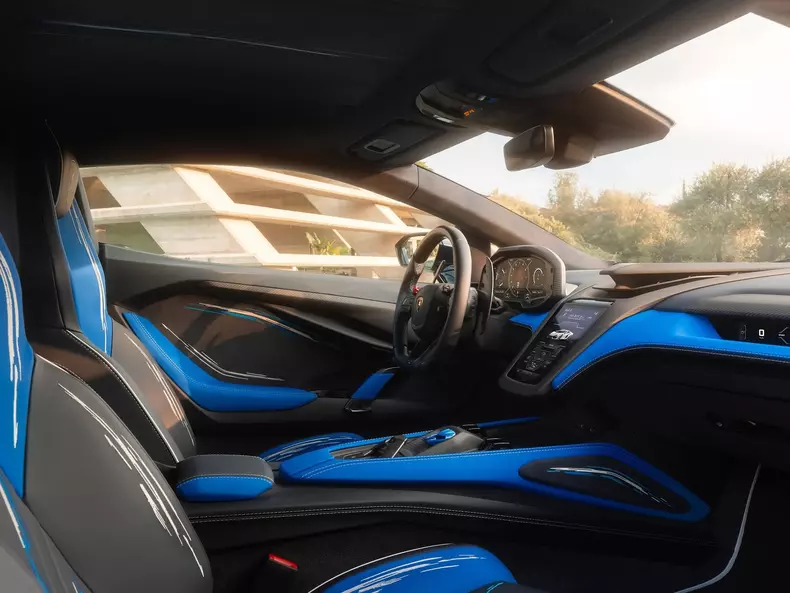 Lamborghini-Revuelto_Opera_Unica-2024-1600-0e