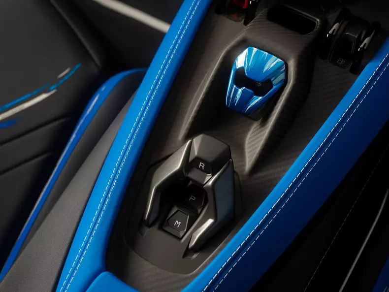 Lamborghini-Revuelto_Opera_Unica-2024-1600-12