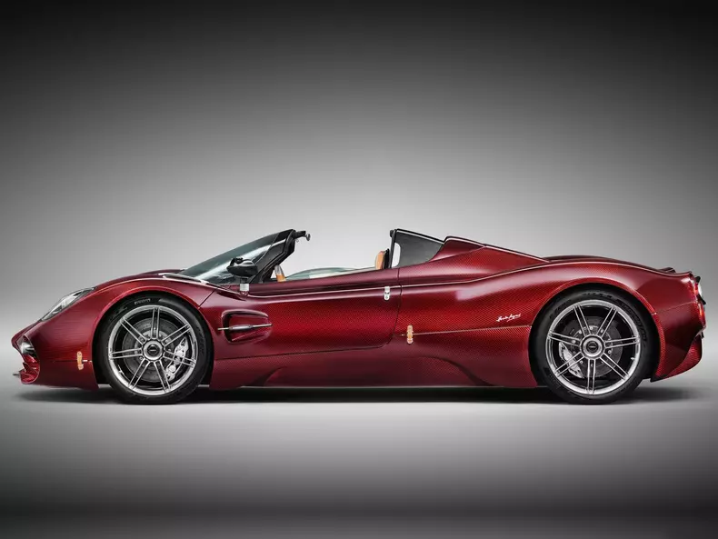 Pagani-Utopia_Roadster-2025-1600-02