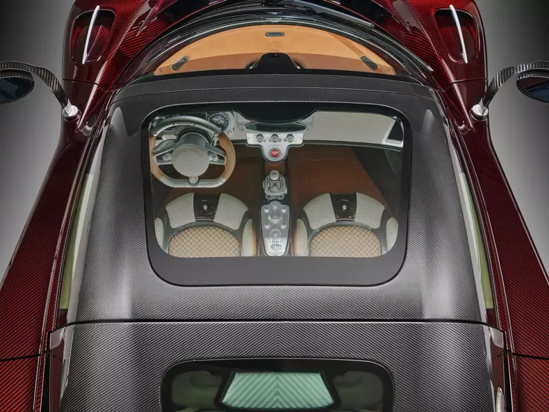 Pagani-Utopia_Roadster-2025-1600-0e