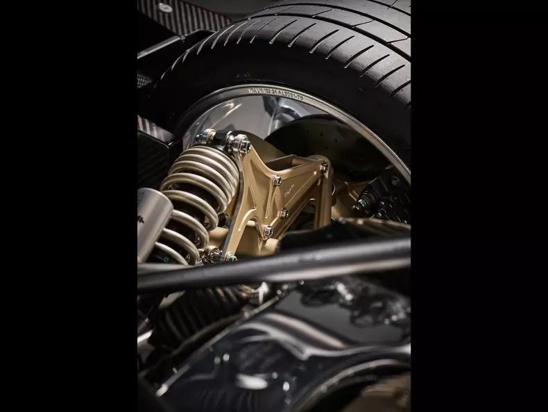 Pagani-Utopia_Roadster-2025-1600-22