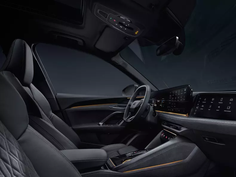 Audi-Q5-2025-HD-997360931b6c7a30ff30d4e07375324df85e542c6