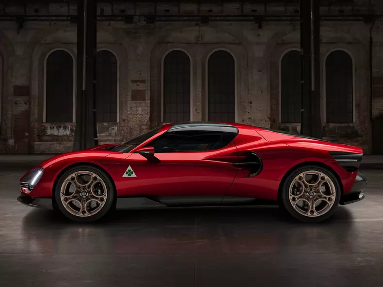 Alfa_Romeo-33_Stradale-2024-HD-412ff6c21b7b743375e7254add1fb0704898644f0