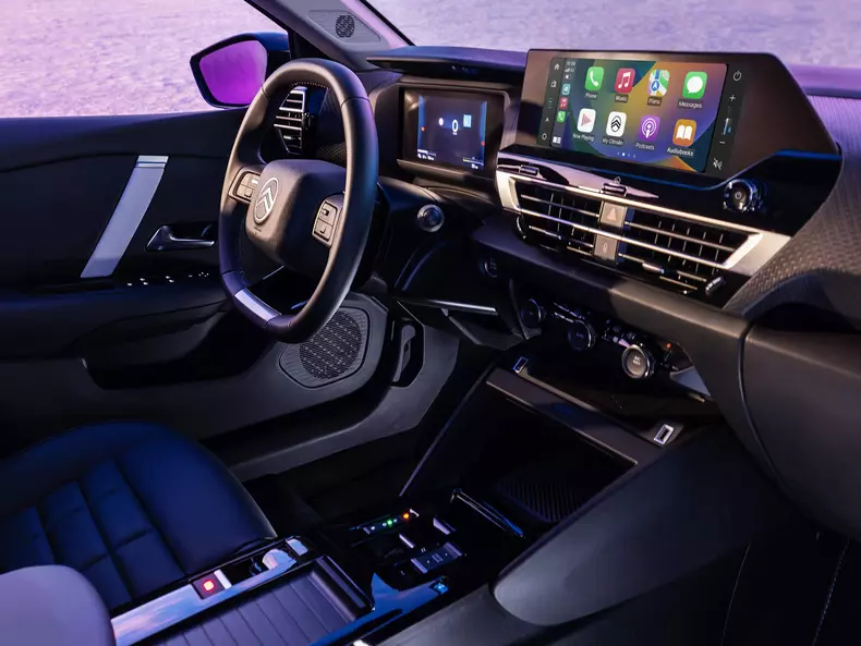 Citroen-C4_X-2025-Interior.b47b44be