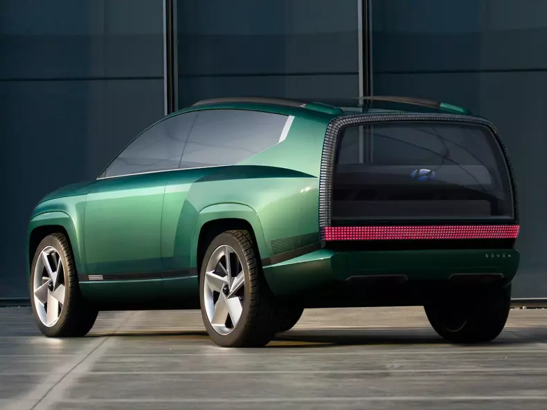 Hyundai_Seven_09