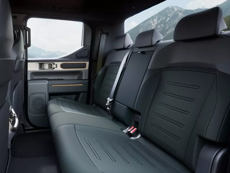 Kia-Tasman-2026-HD-bfcd85621b82dfd8fbc00c9ad4f3312048bf32462