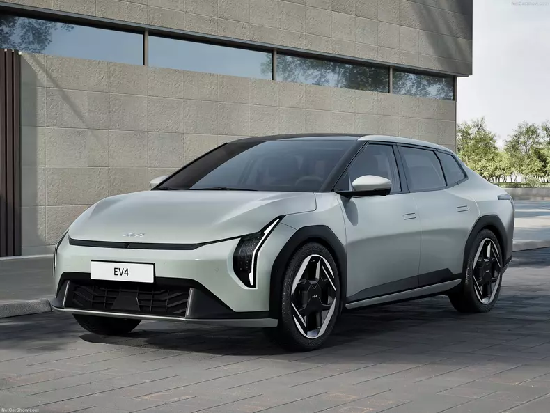 Kia-EV4-2026-04
