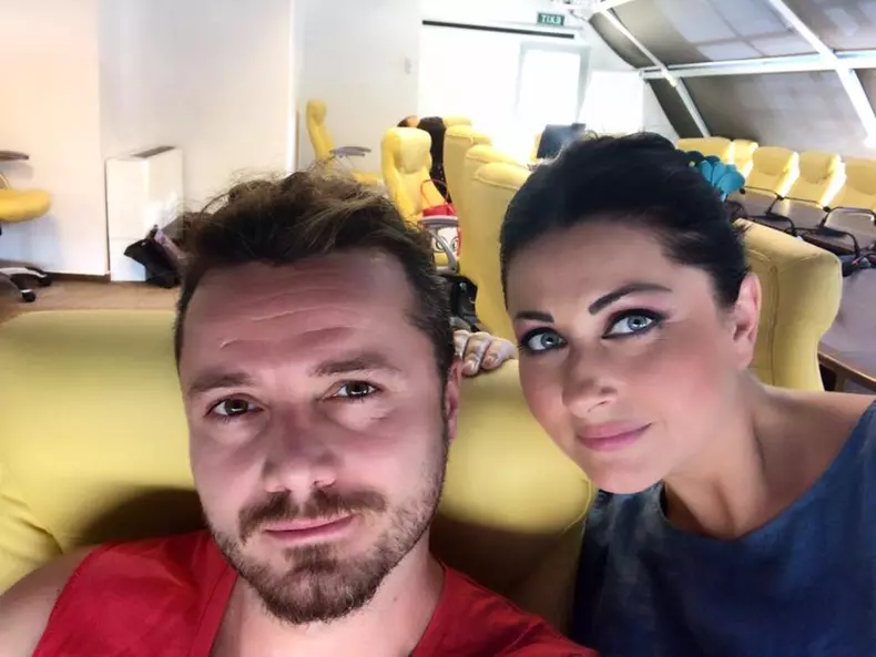 Gabriela Cristea si Tavi Clonda 3