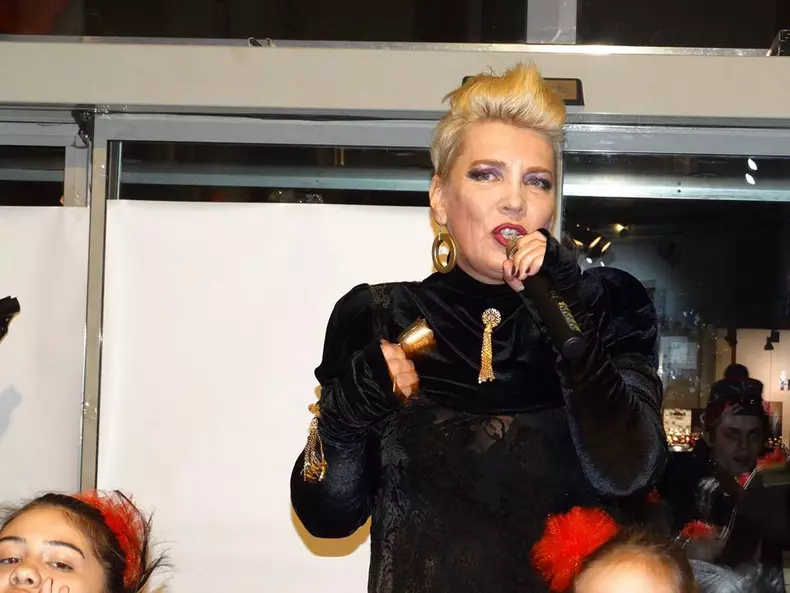 Silvia Dumitrescu 25 de ani de căsătorie (2)