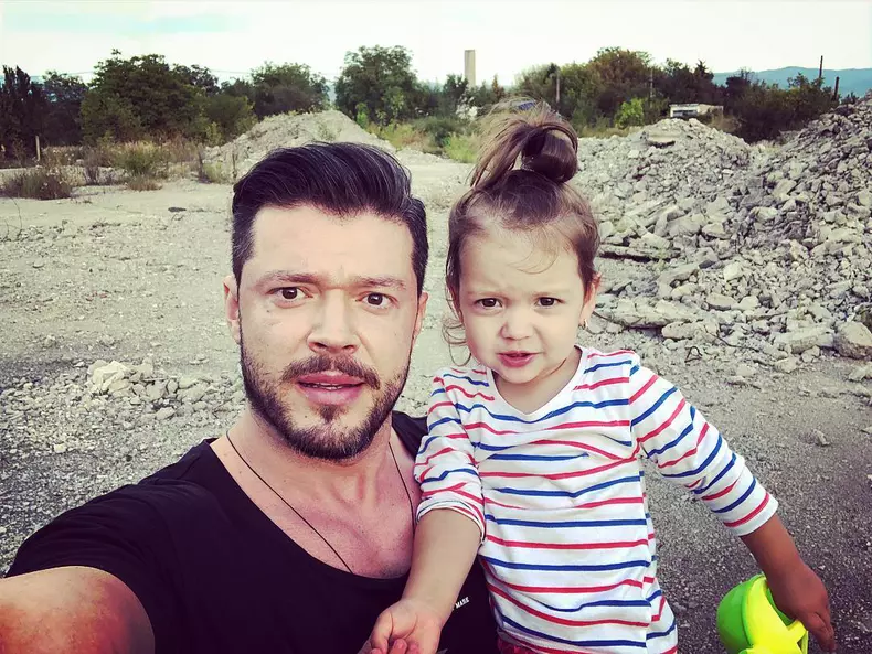 Victor Slav si fiica sa