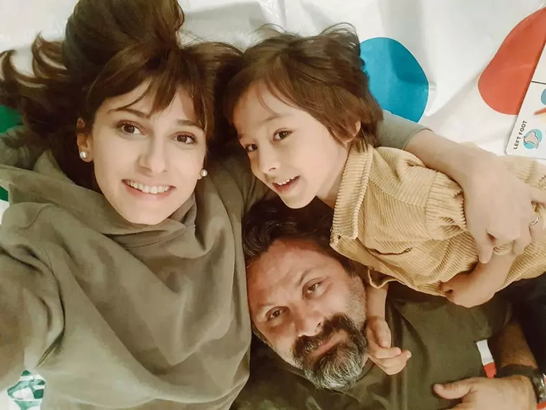 Dana Rogoz, Radu Dragomir și fiul lor Vlad