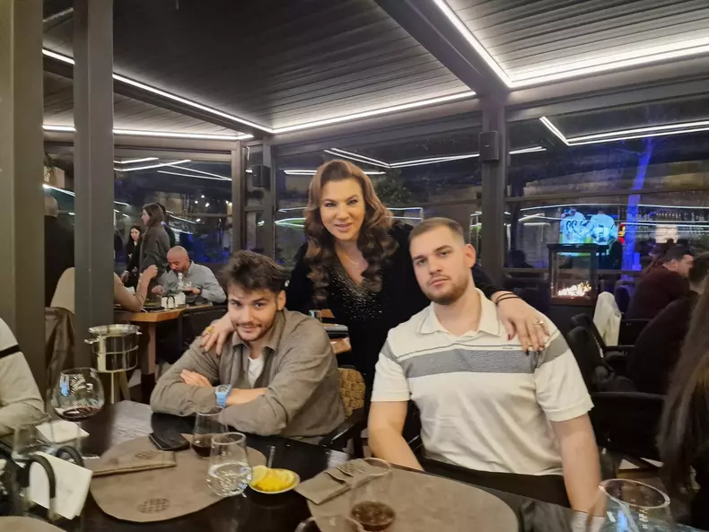 Mihaela Borcea și familia (5)