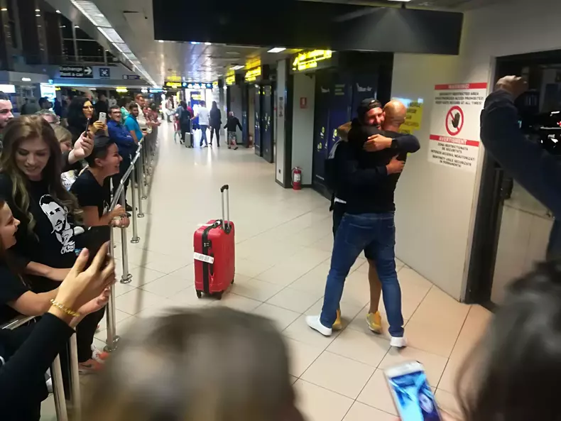 Catalin Cazacu a revenit in tara din Republica Dominicana (2)