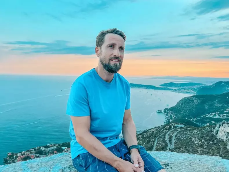 Dani Oțil, mesaj emoționant pentru fiul său. „Eu timpul nu îl mai pot da înapoi. Tu nu face ca mine”