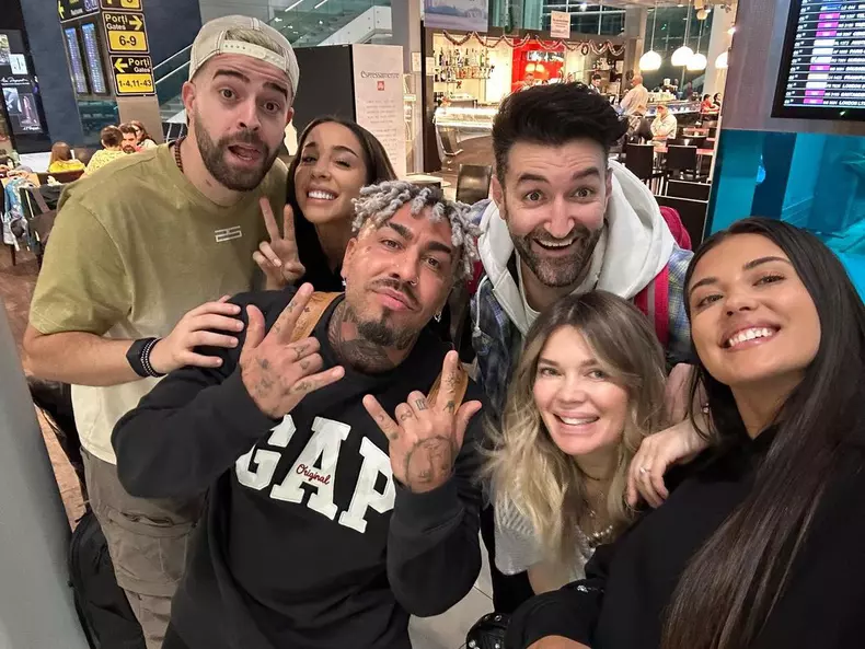 Smiley, Alex Velea și Speak și-au dus iubitele în vacanță