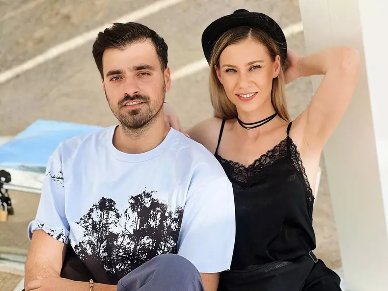 Soția lui Liviu Teodorescu a născut (2)
