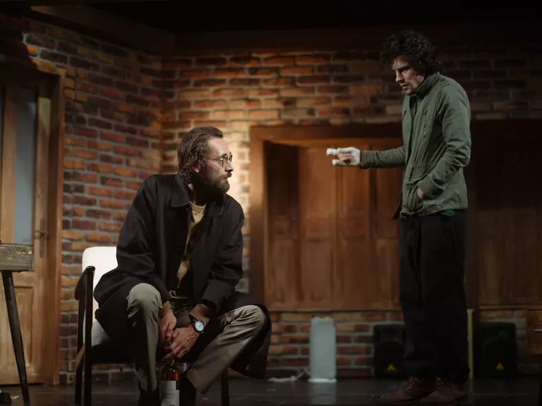 Serban Gomoi si Rares Andrici in Orasul Luminii Teatrul Nottara