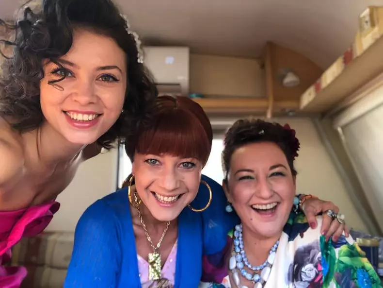 ecaterina-ladin-las-fierbinti-2