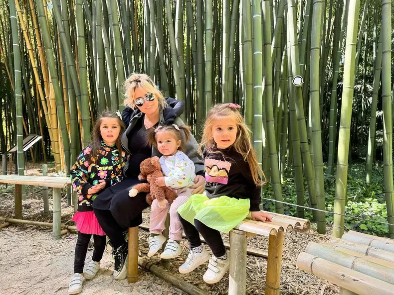 Laura-Cosoi-vacanta-Franta-1