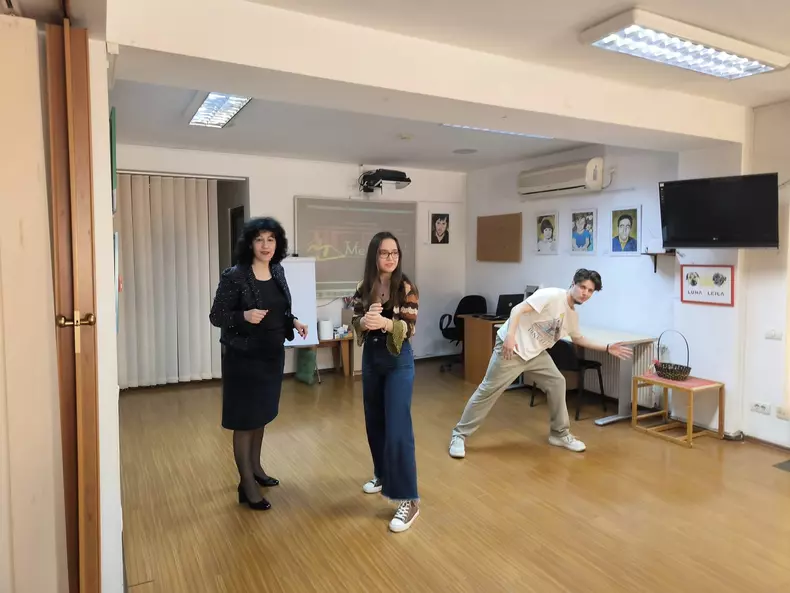 mariana-danescu