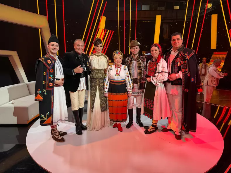 Invitati Petrecere cu cantec