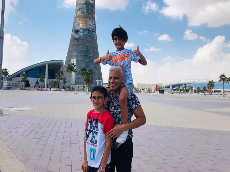 Wilmark are doi baieti